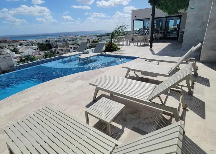 Fabulosa Vista Al Mar Desde La Piscina Infinita Playa del Carmen
